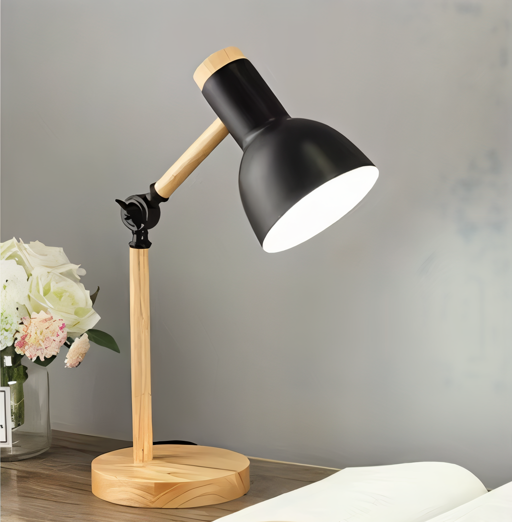 Niko – Skandinavische LED Tischlampe