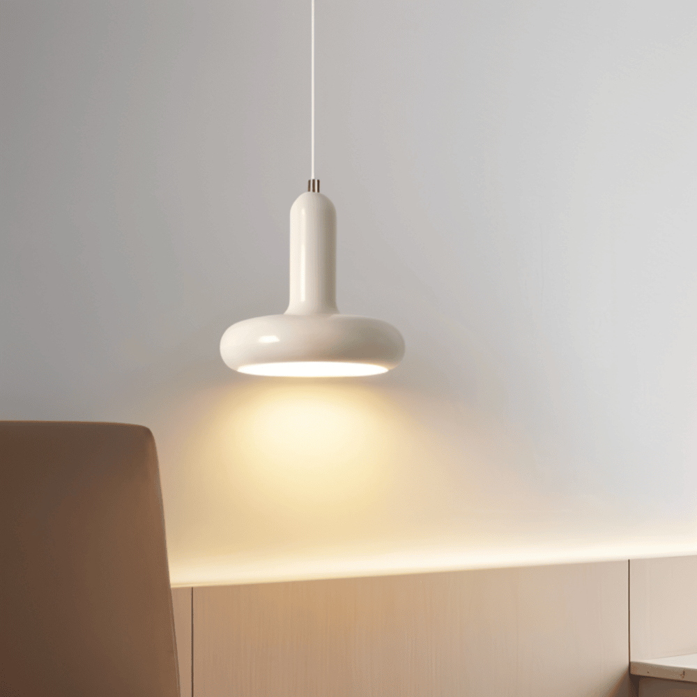 Tori – Retro-Deckenleuchte im nordischen Design