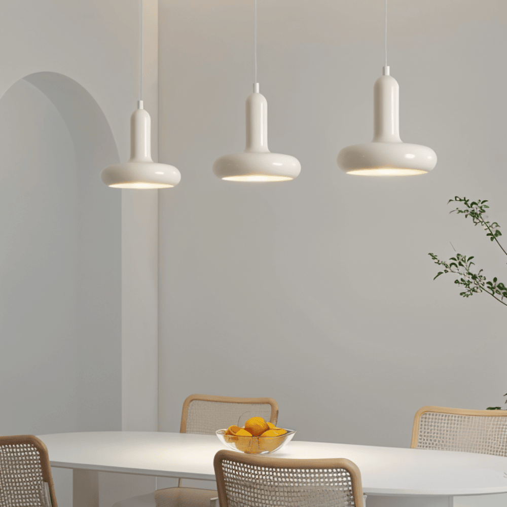 Tori – Retro-Deckenleuchte im nordischen Design
