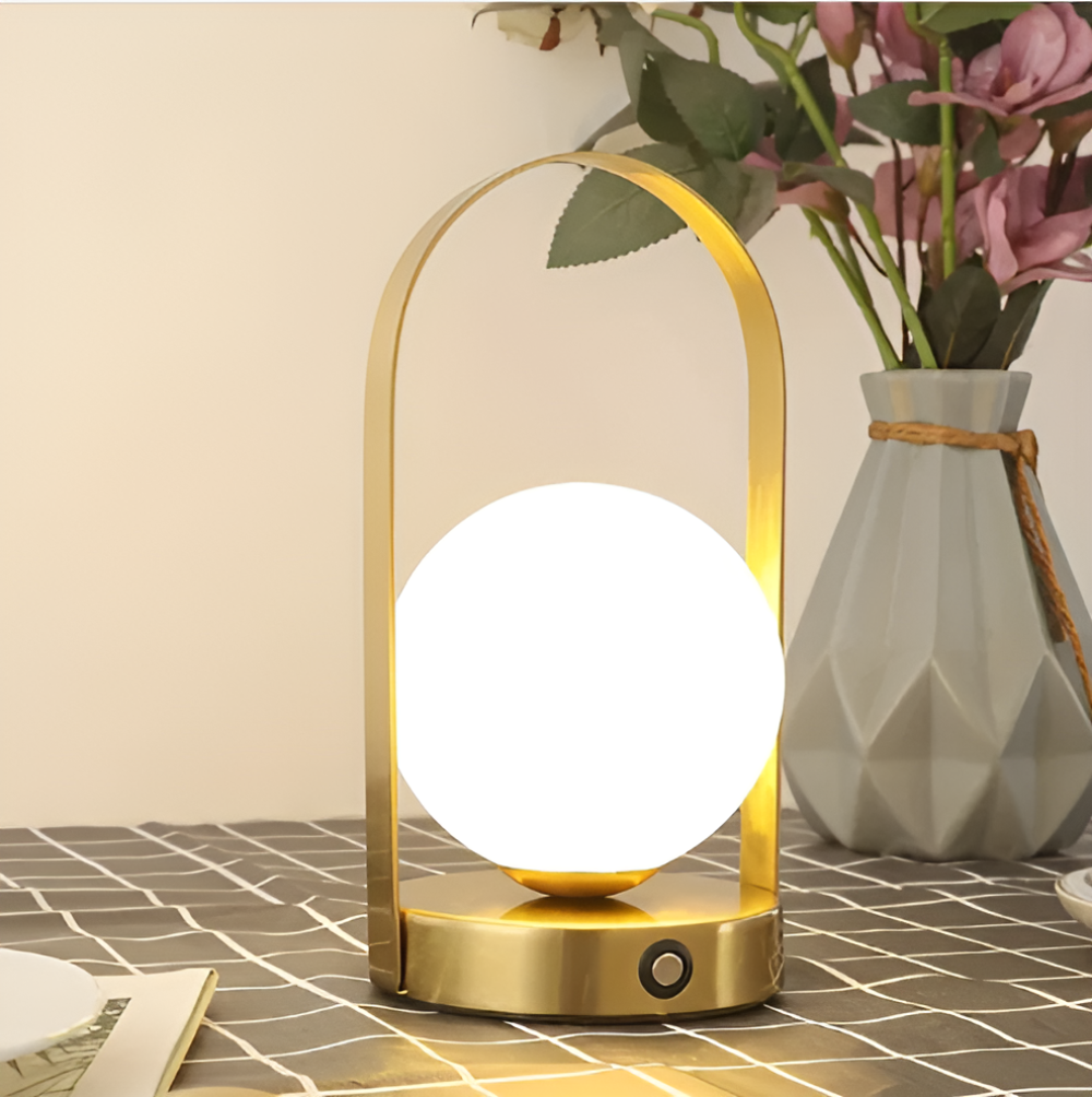 Mira – Elegante Tischlampe