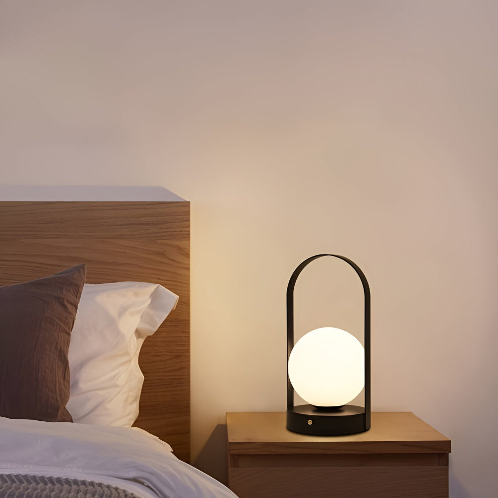 Mira – Elegante Tischlampe