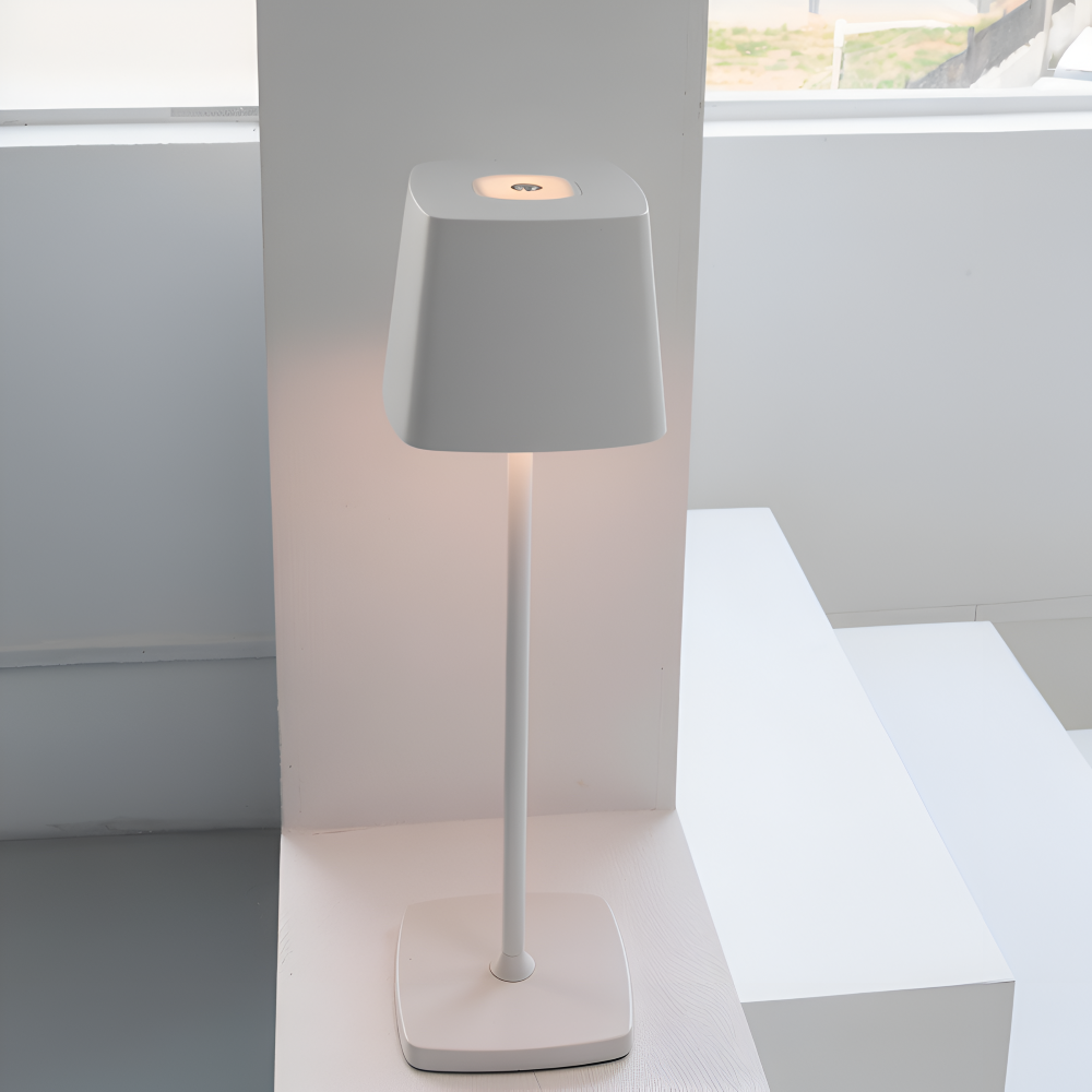 Talia – Tragbare LED-Designlampe