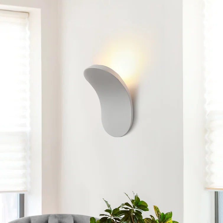 Orina – Edle Nordische Designer-Wandleuchte