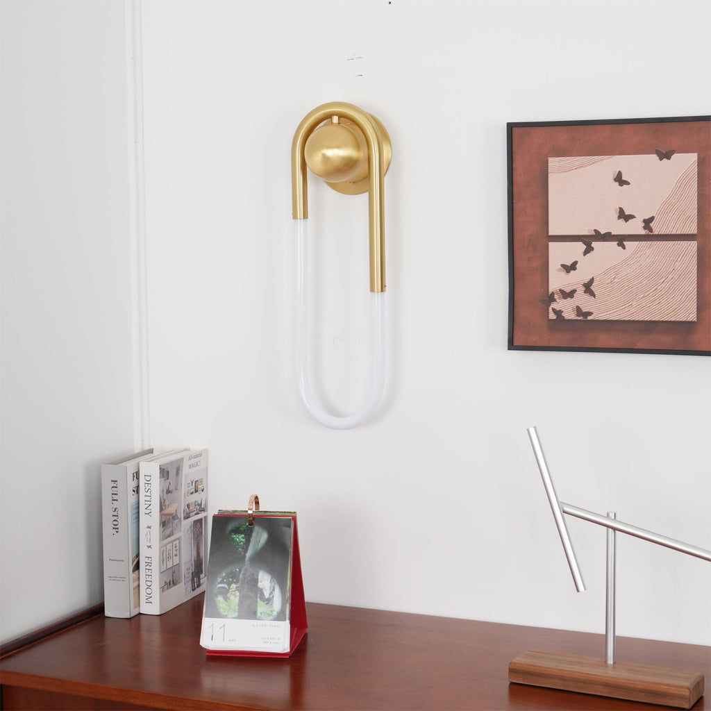 Runa – Elegante Kupfer-Wandleuchte
