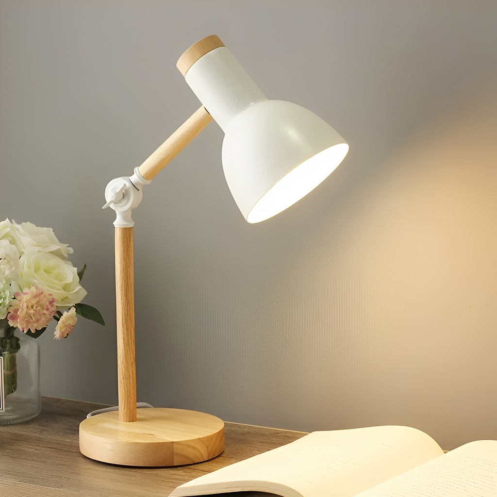 Liv – Skandinavische LED-Tischleuchte