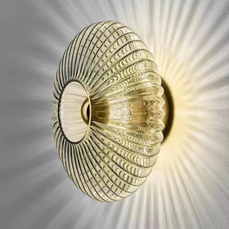 Sammy – Französische Bauhaus-Glas-Wandleuchte