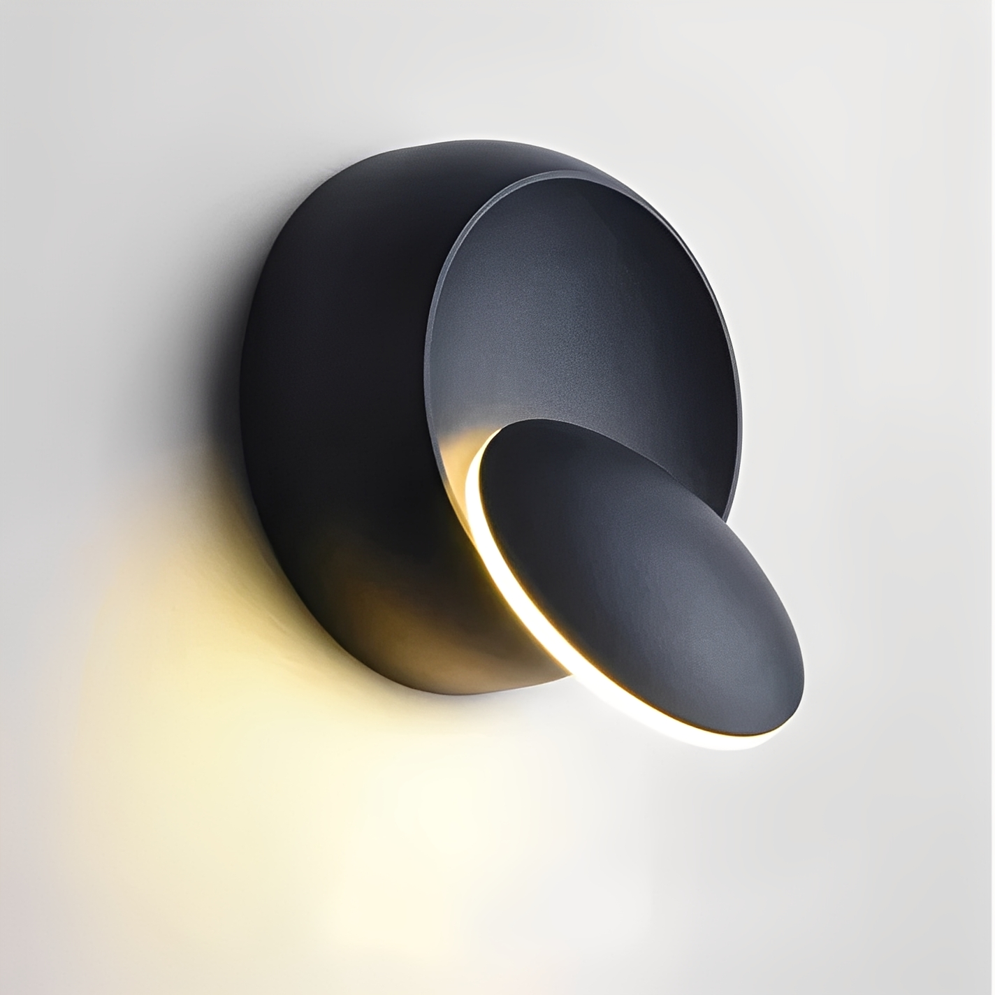 Rina – LED-Wandleuchte mit 360° Anpassung