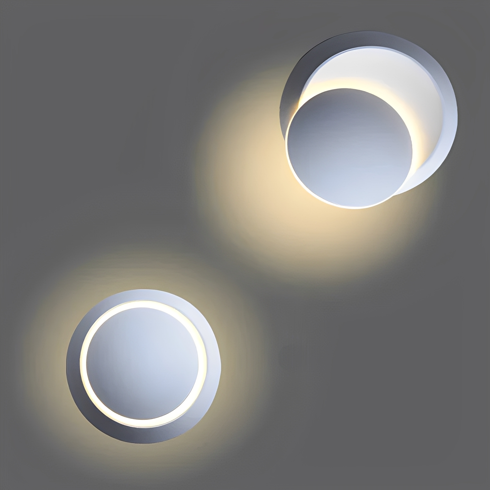 Rina – LED-Wandleuchte mit 360° Anpassung
