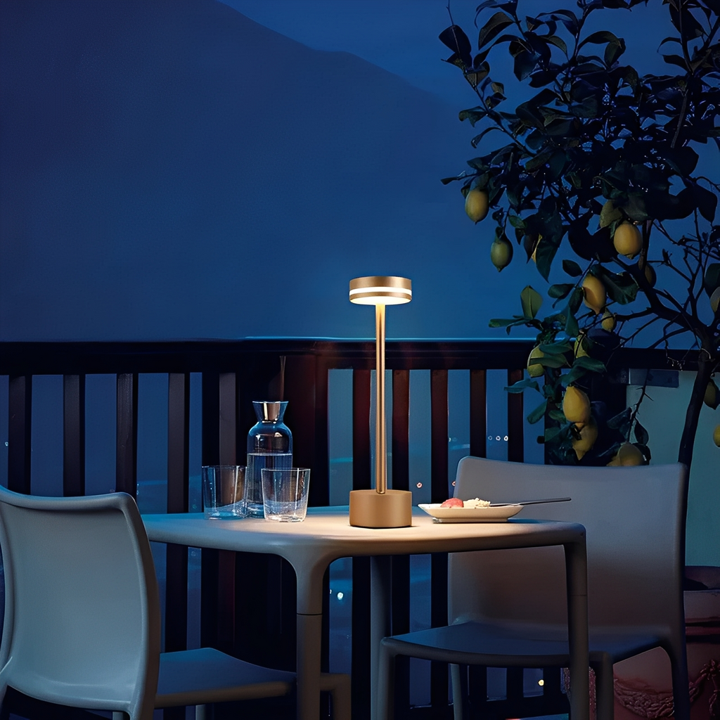 Hoshi – LED-Tischleuchte mit kosmischer Eleganz