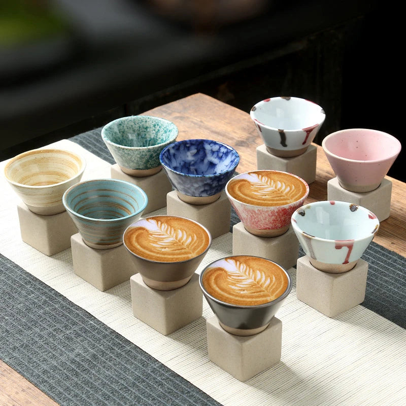 Japanische Keramiktasse – Handgefertigte Teeschale im Zen-Stil