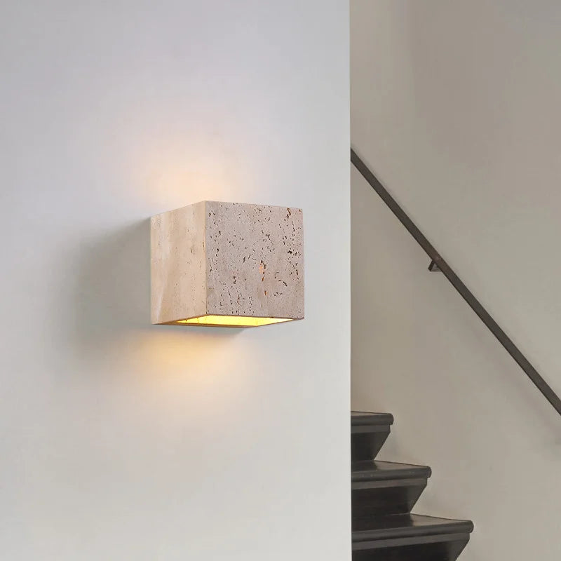 Kohana – Japanische Steinwandlampe