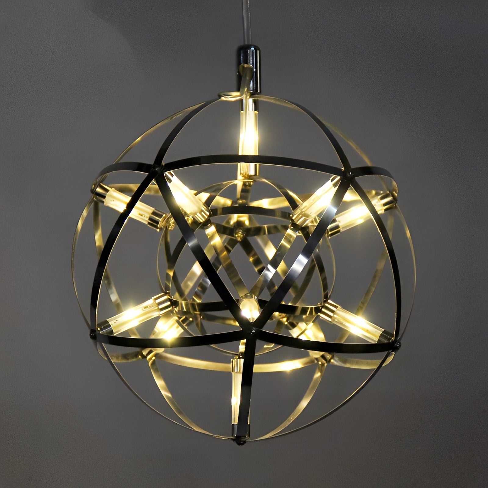 Cassian – Kreativer LED-Kugel-Leuchter