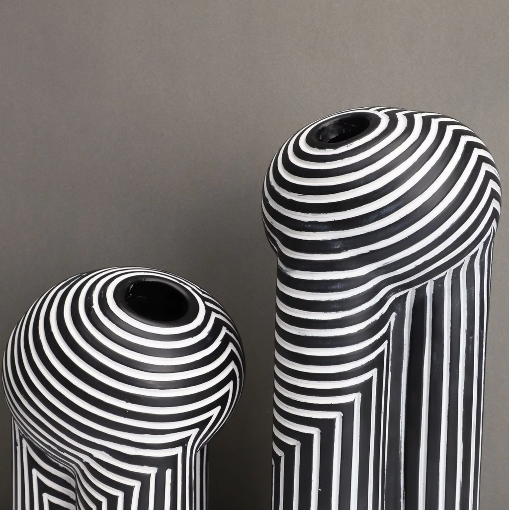 Vivienne – Europäische Vase mit Schwarz-Weiß-Muster