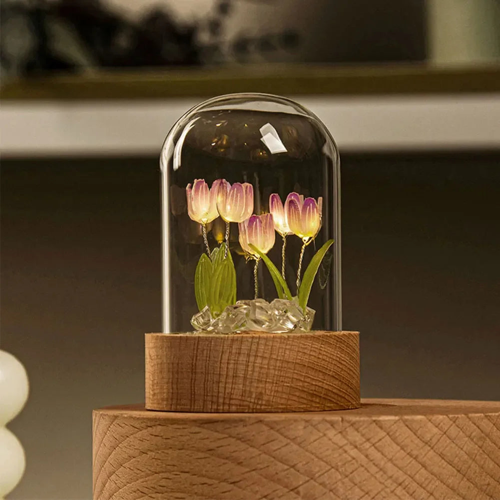 Florina – Handgemachte LED-Tulpenlampe mit USB-Stecker
