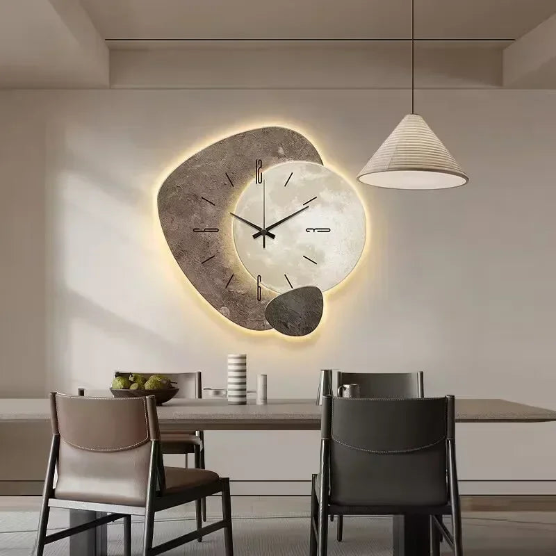 ZeitHolz – Stilvolle Holz-Wanduhr mit geräuschlosem Uhrwerk für ruhige Räume