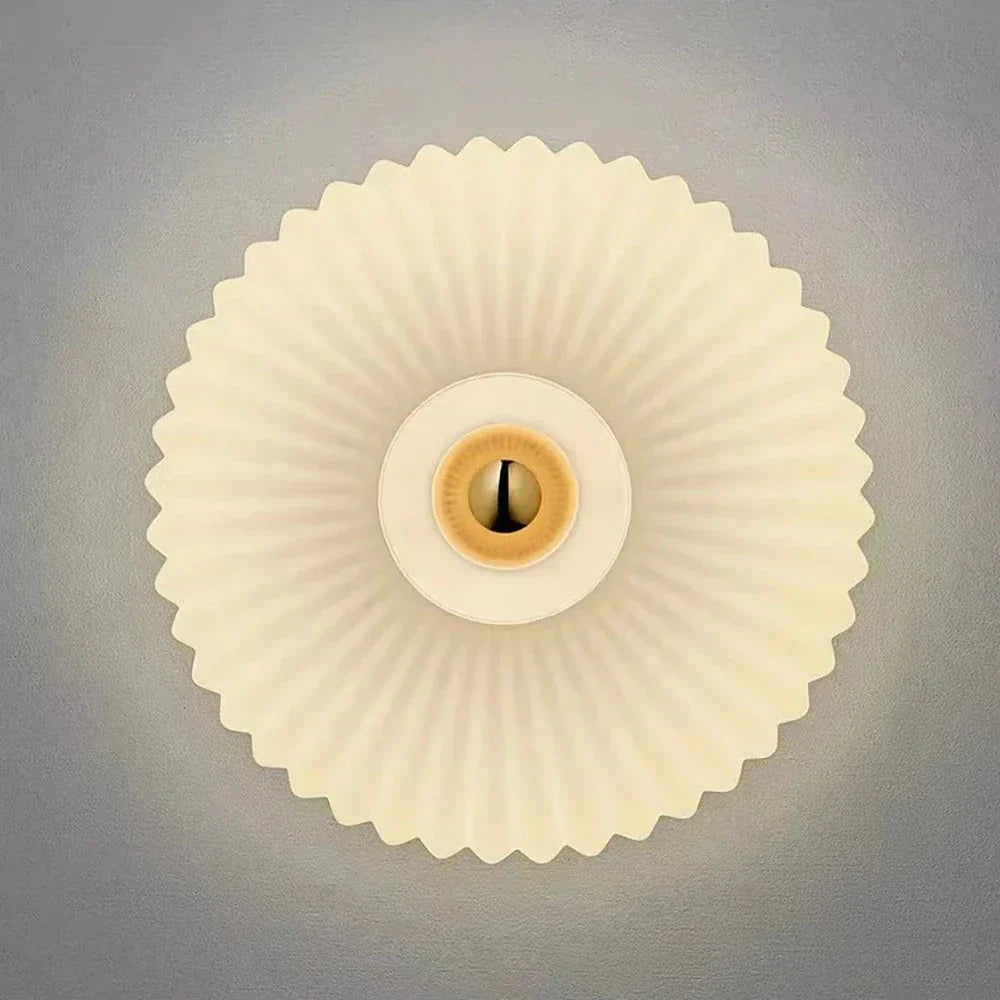 Sammy – Französische Bauhaus-Glas-Wandleuchte