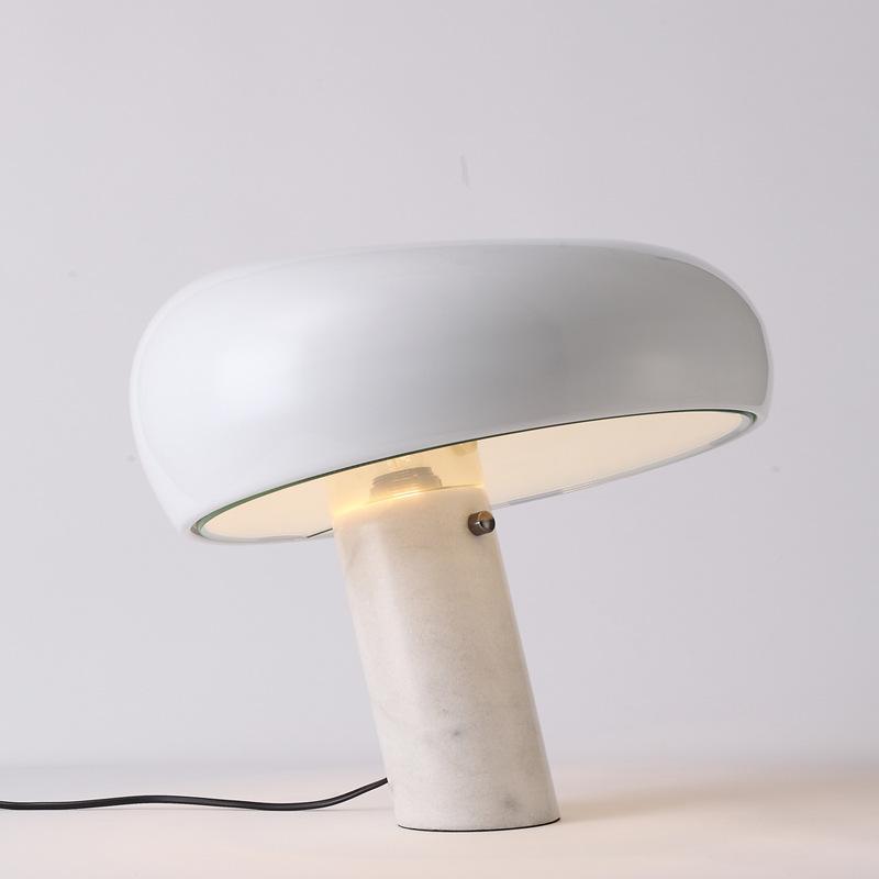 Aurelia – Europäische Pilz-Tischlampe