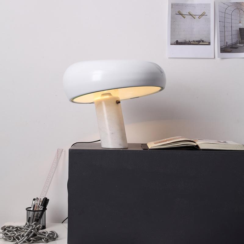 Aurelia – Europäische Pilz-Tischlampe