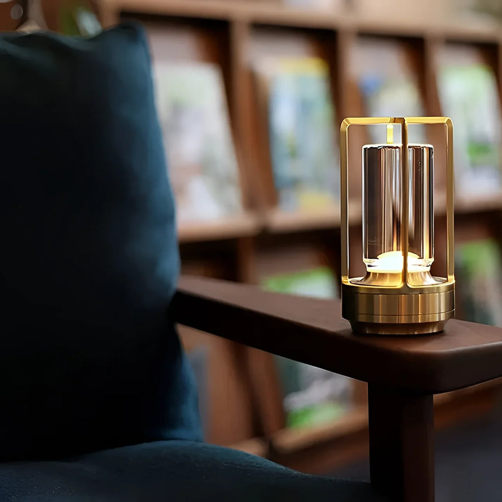 Solira – Moderne Touch-Lampe mit USB-Aufladung