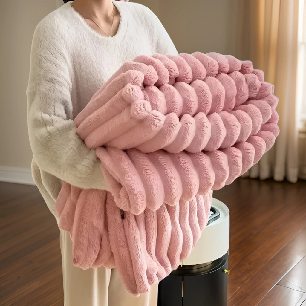 Nuvira – Weiche Luxusdecke mit Hasenfell-Feeling