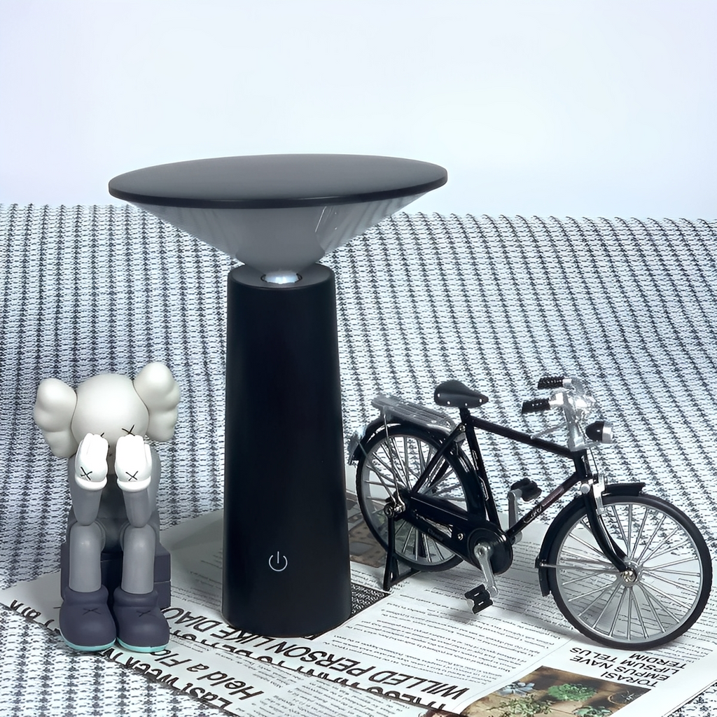 Nora – Drehbare LED-Tischlampe