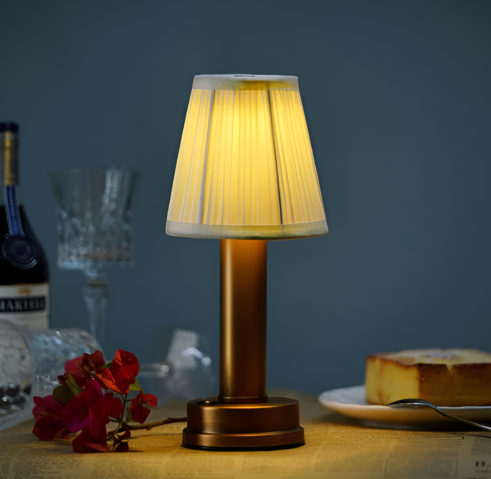 LumiGold – LED Schreibtischleuchte