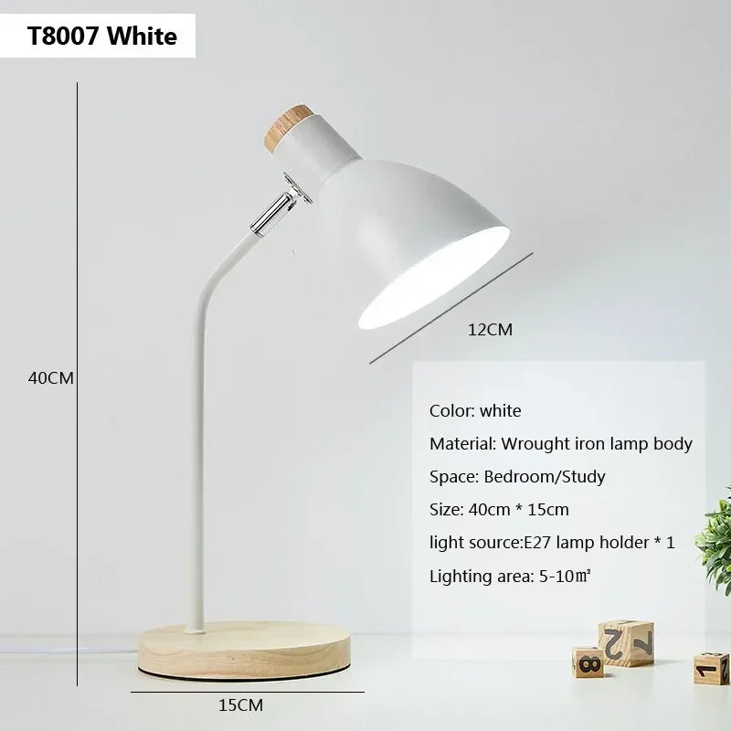 Moderne und minimalistische Schreibtischlampe
