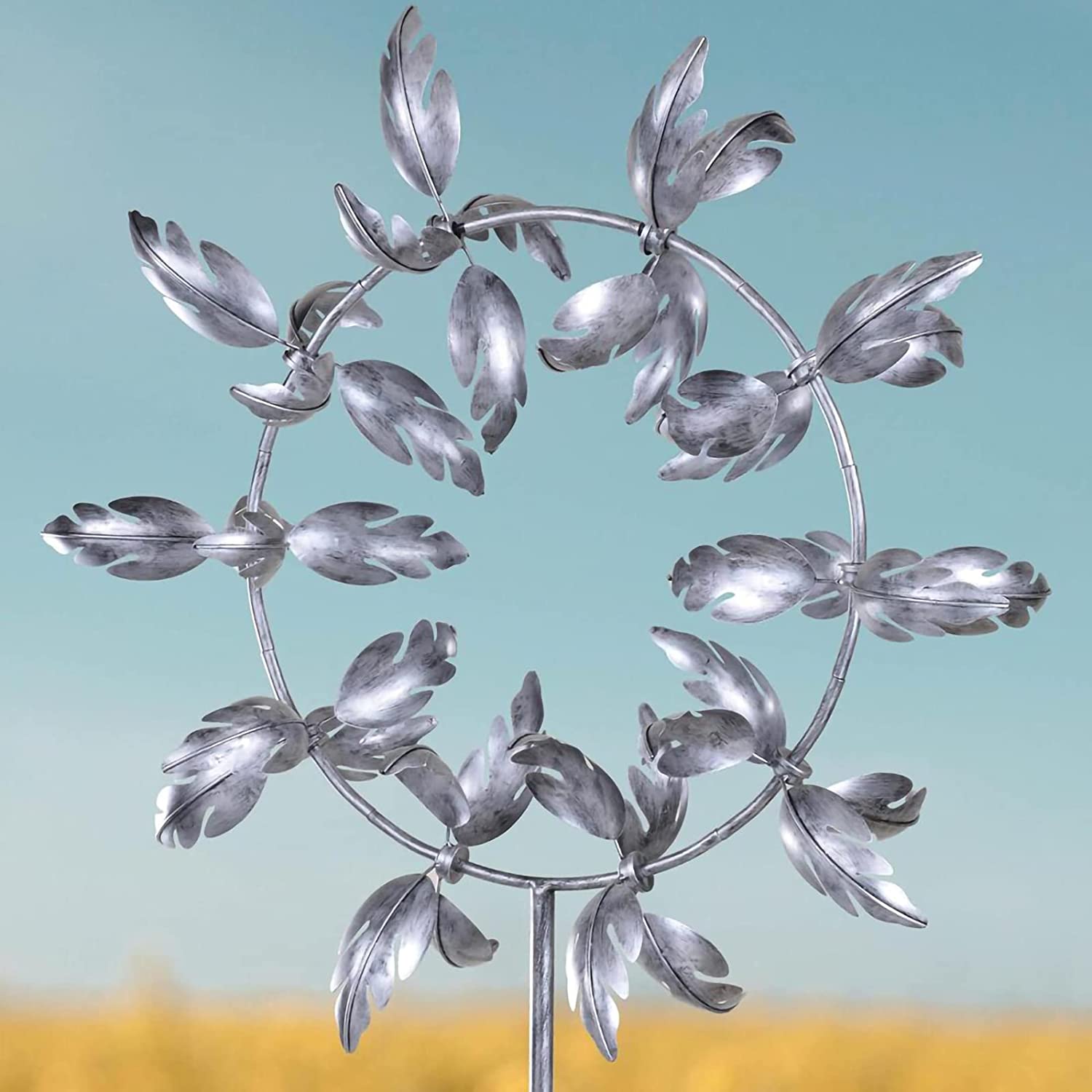 WindTwirler – Kinetischer Windspinner aus Metall für den Garten