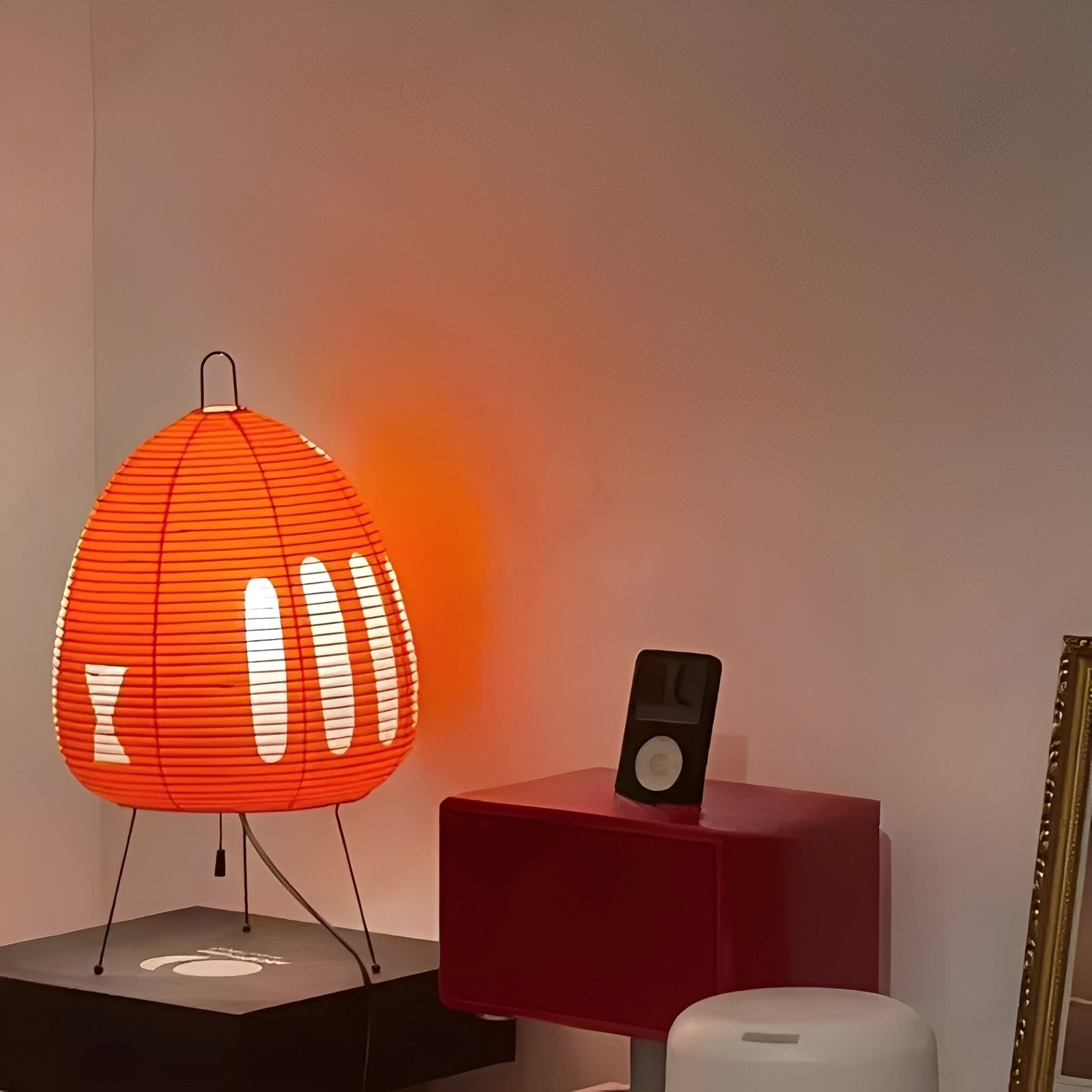 Xuan – Tischlampe aus Papier & Stehleuchte