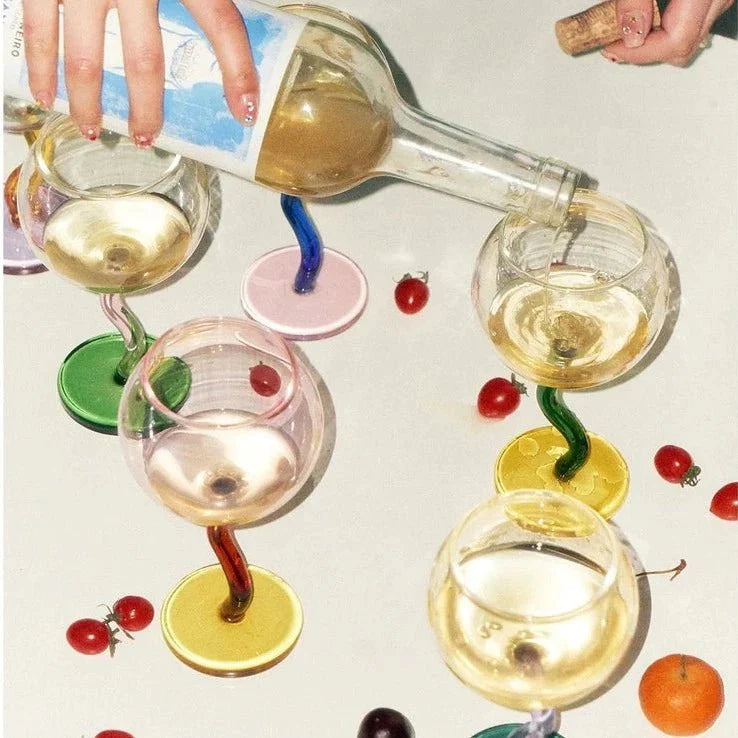 TwistGlass – Buntglas mit gedrehtem Stiel