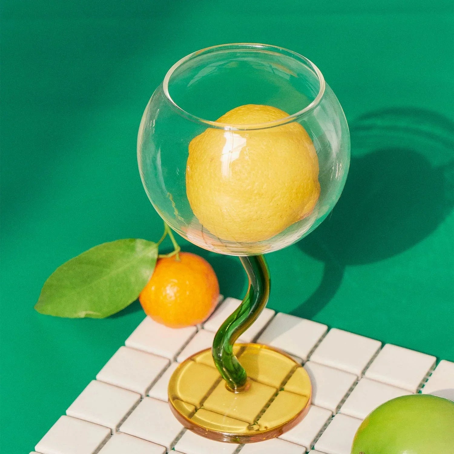 TwistGlass – Buntglas mit gedrehtem Stiel