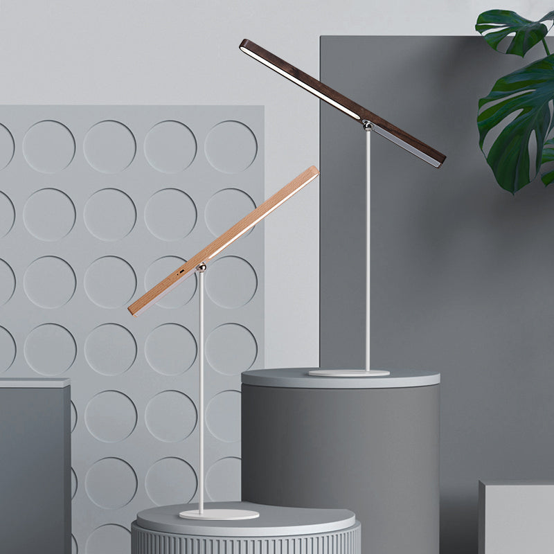 Kylie – Schicke LED-Holztischlampe mit Helligkeitsregler