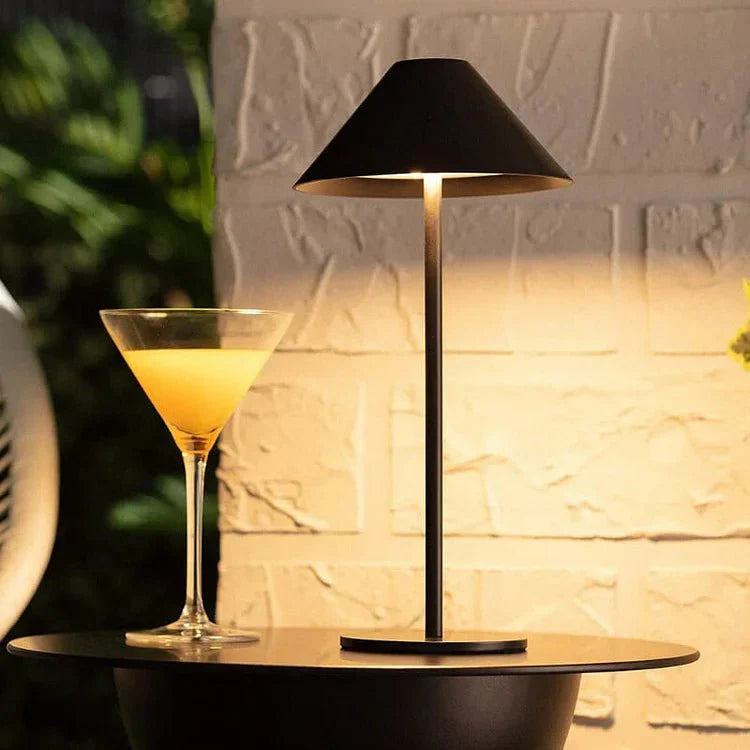 Kiyomi – Kabellose, wasserfeste LED-Tischlampe