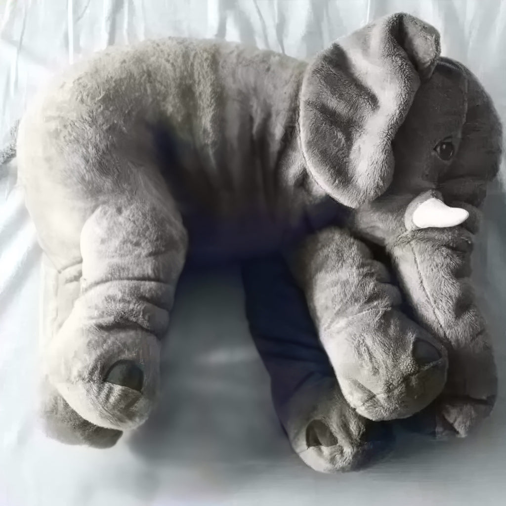 EleSnug – Niedliches Kuschelkissen in Baby-Elefantenform