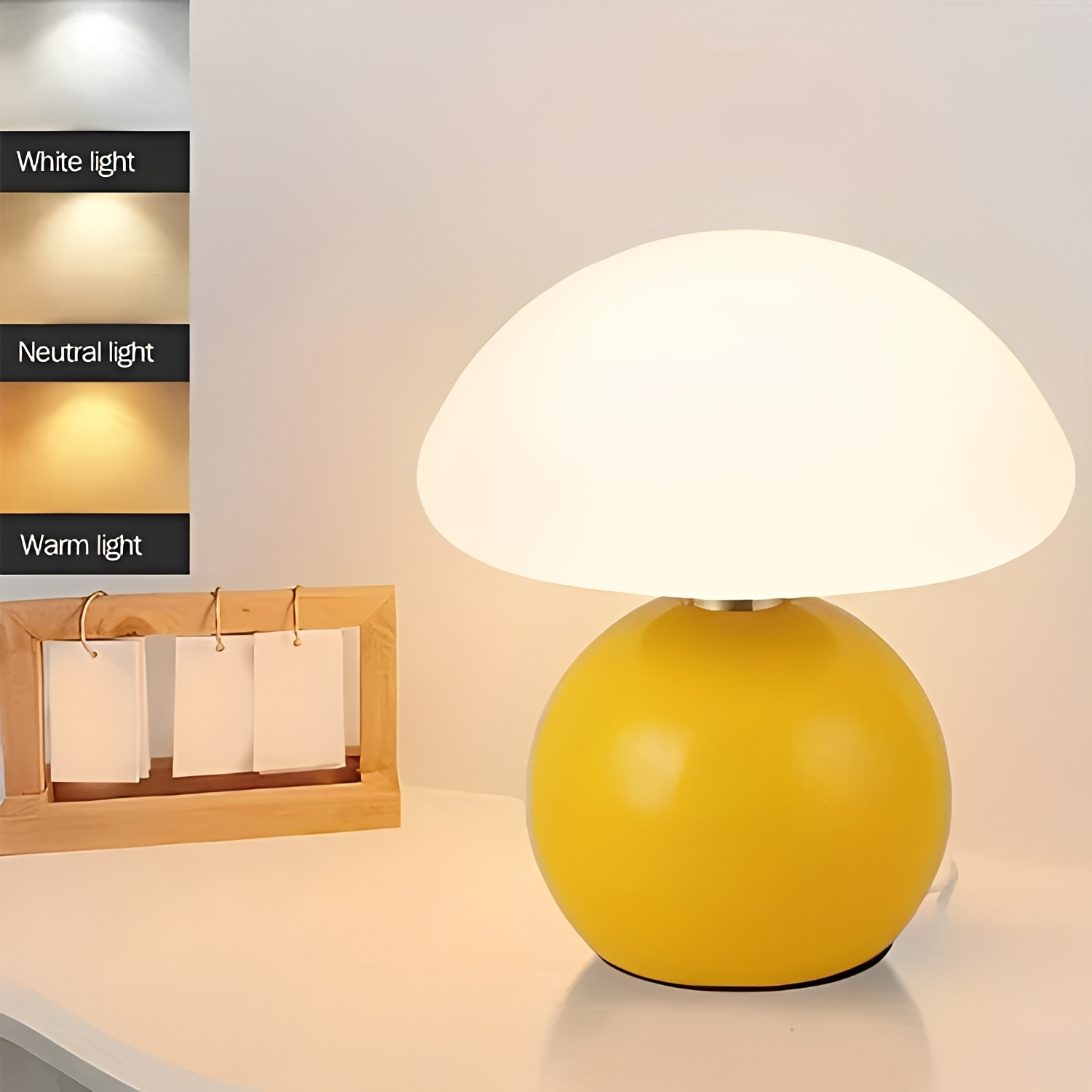 Nelly – Moderne Pilz-Tischleuchte im Frost-Design