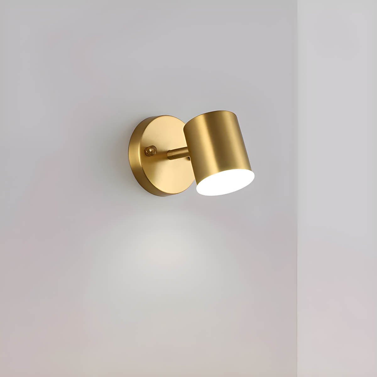 Natsumi – Skandinavische Kupfer-LED-Lampe für die Wand