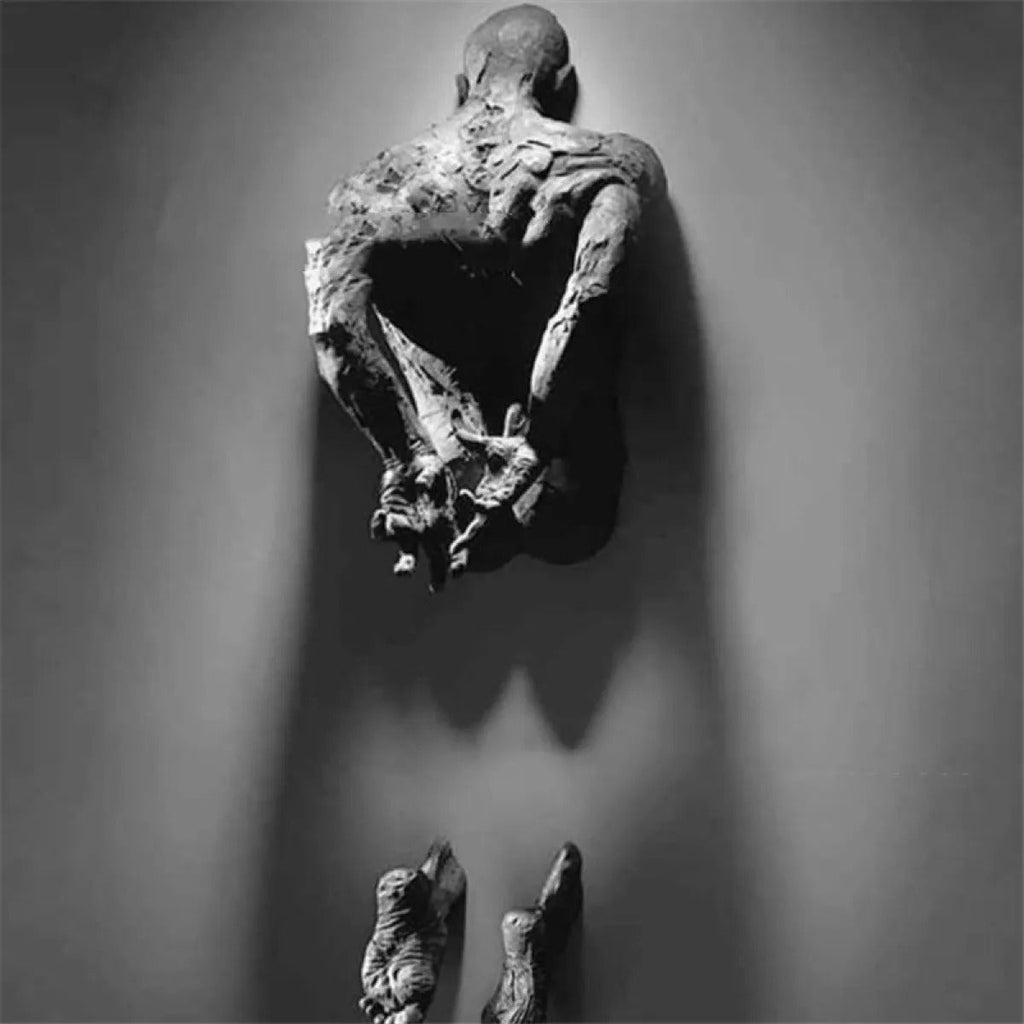 Noir – Wand-Skulptur | Mann durch die Wand