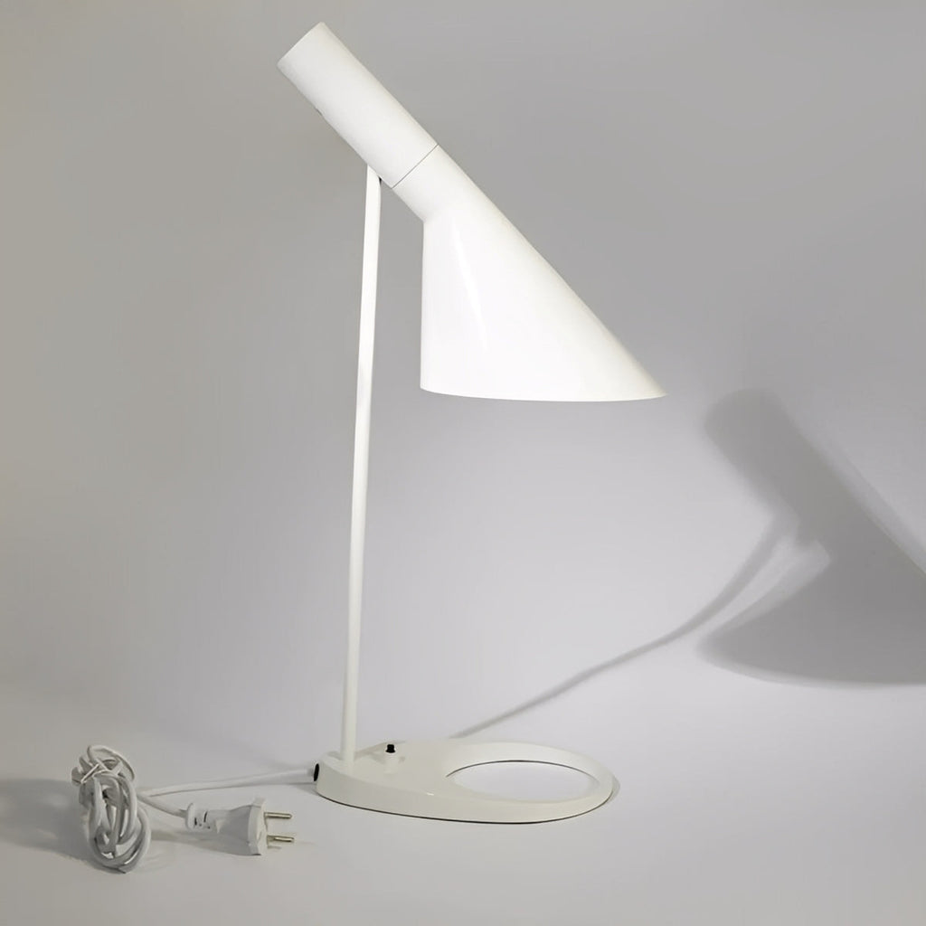 Elvara – Einfache nordische LED-Tischleuchte