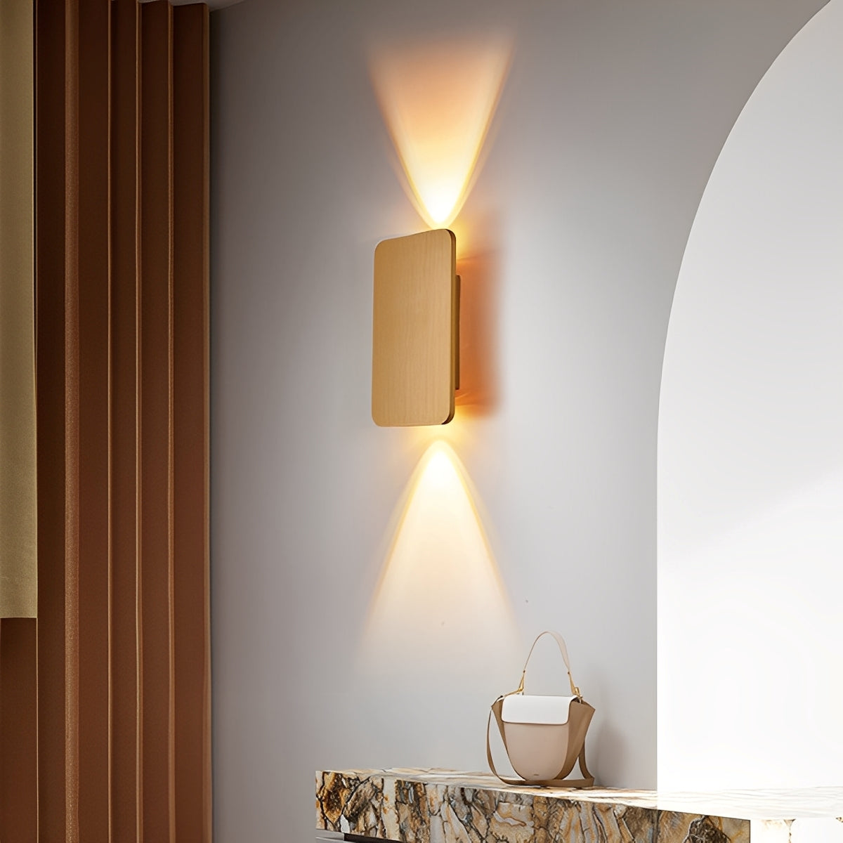 Cindro – Schlichte LED-Wandlampe