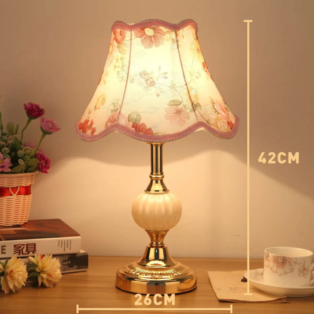 Miyako – Edle Tischlampe aus Glas