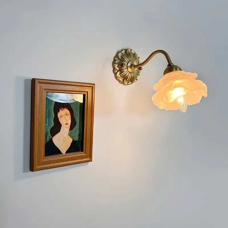 Elena – Klassische Kupfer-Wandleuchte