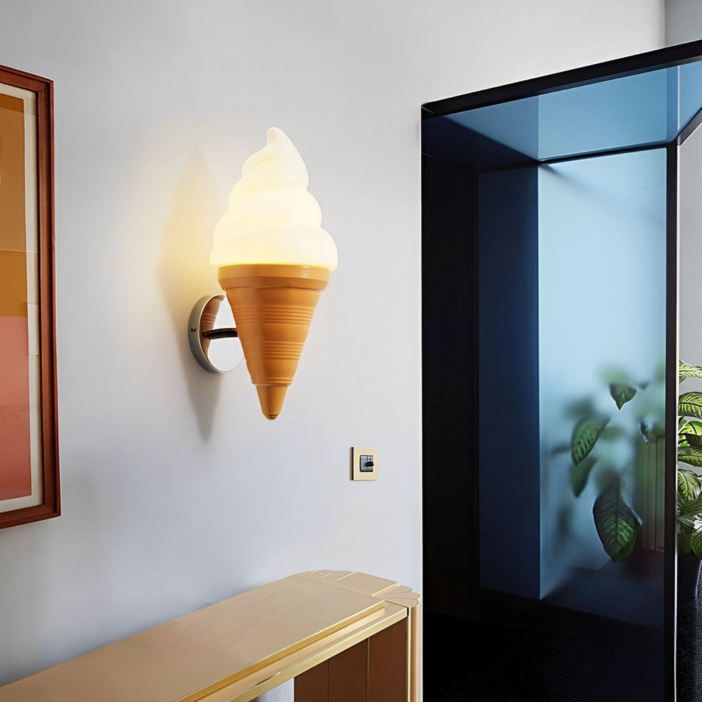 Gelato – Wandlampe im Eiscreme-Design für spielerische Wohnakzente