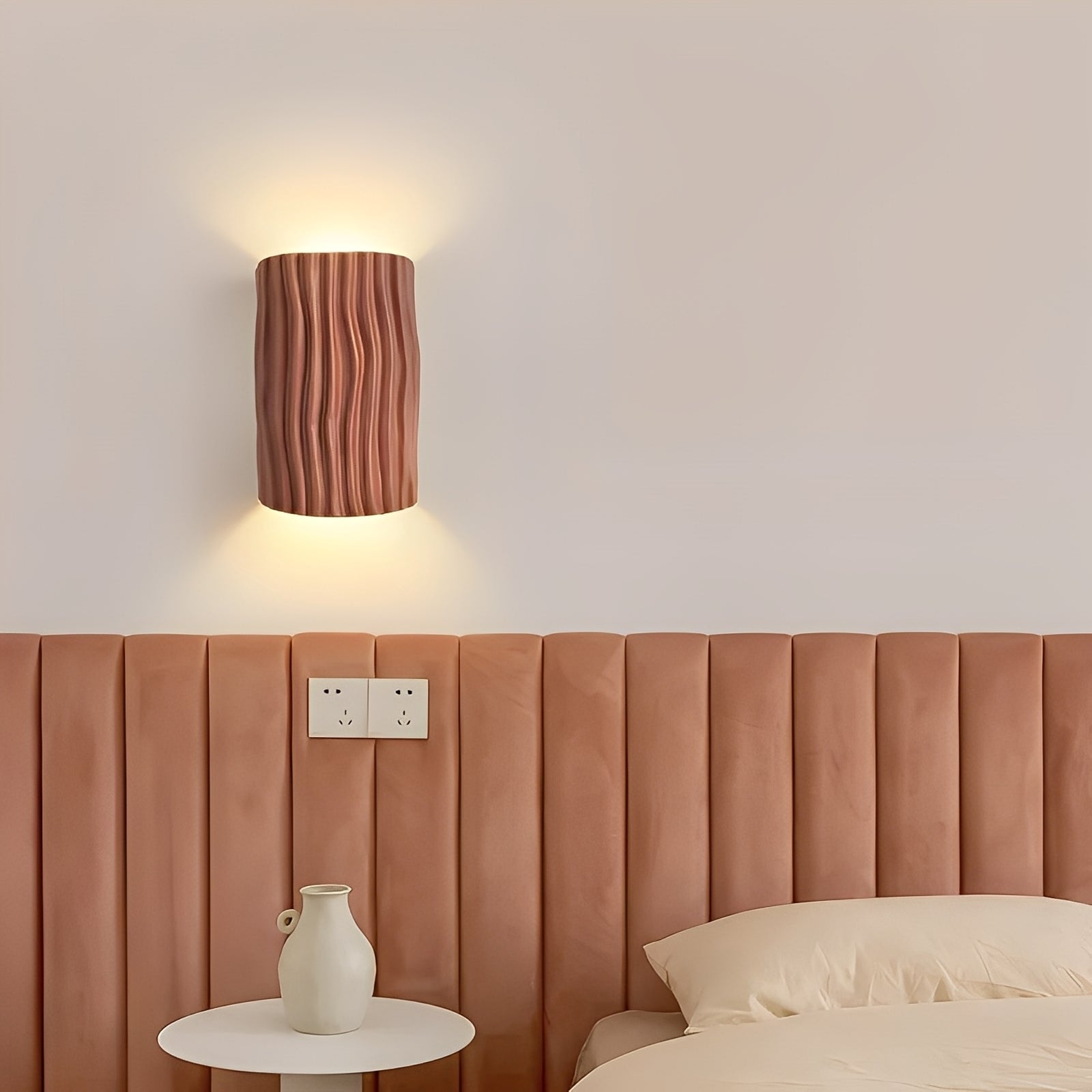 Celine – Gefaltete Wandlampe