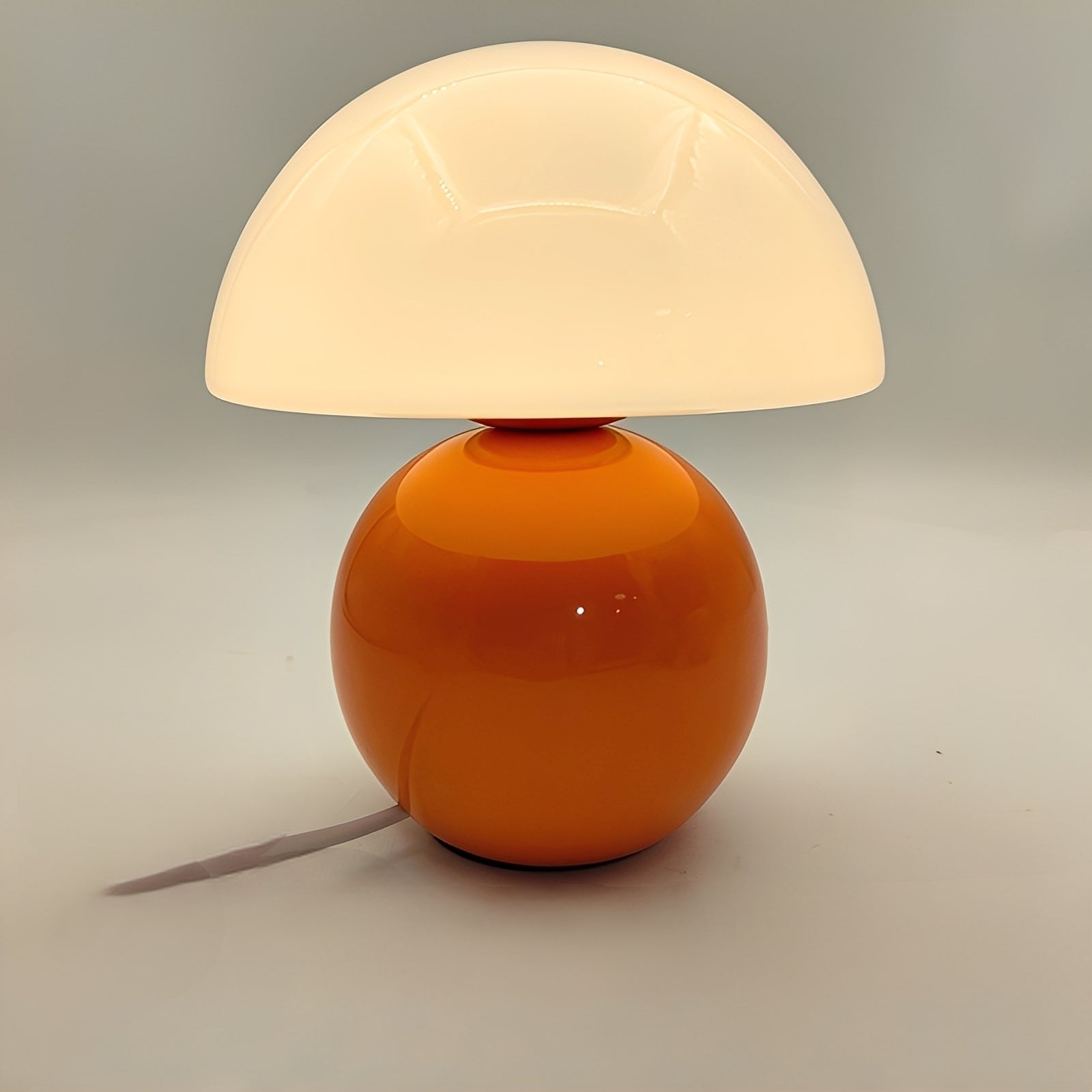 Mira – Nordische Keramik-Tischlampe