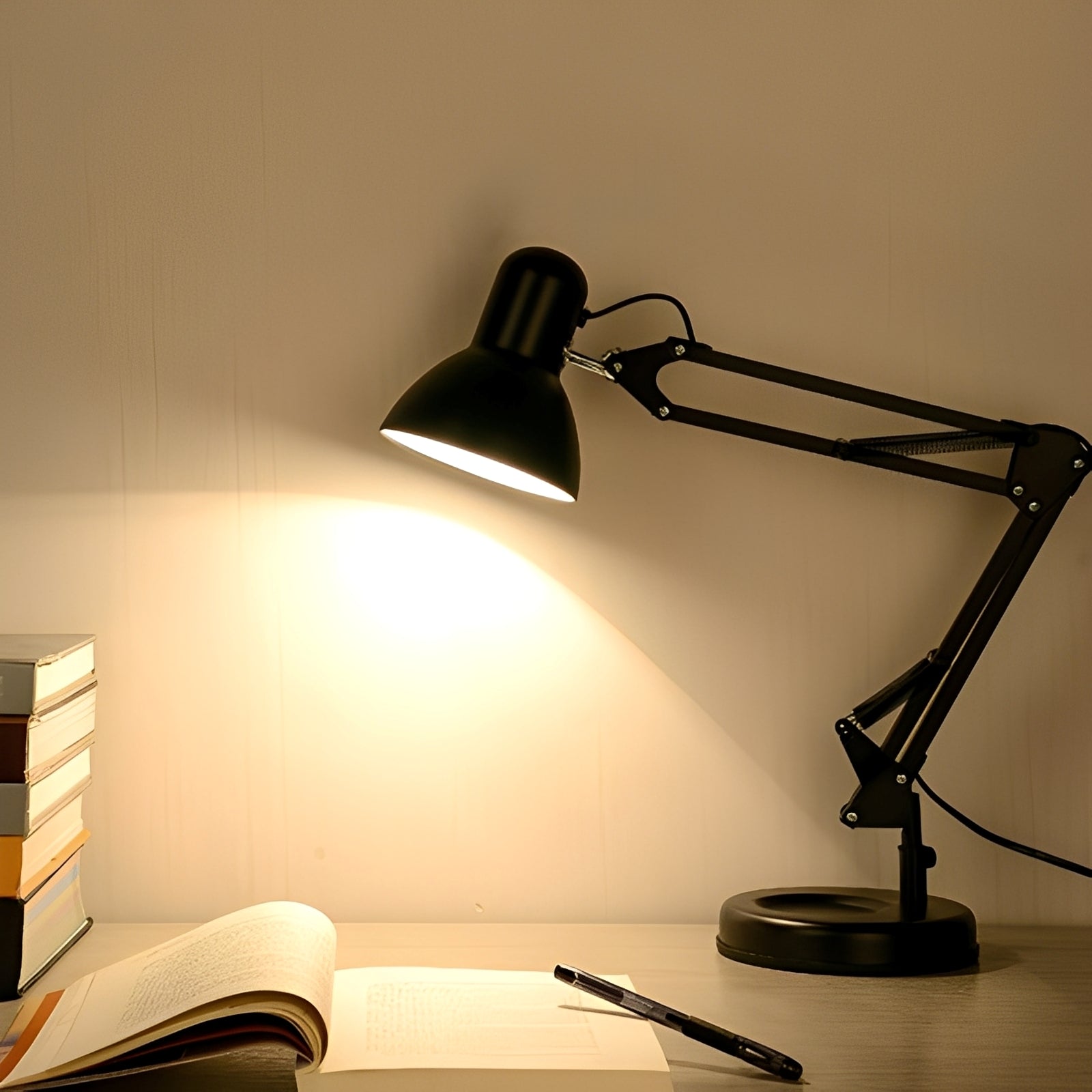 Nerea – Anpassbare LED-Schreibtischlampe