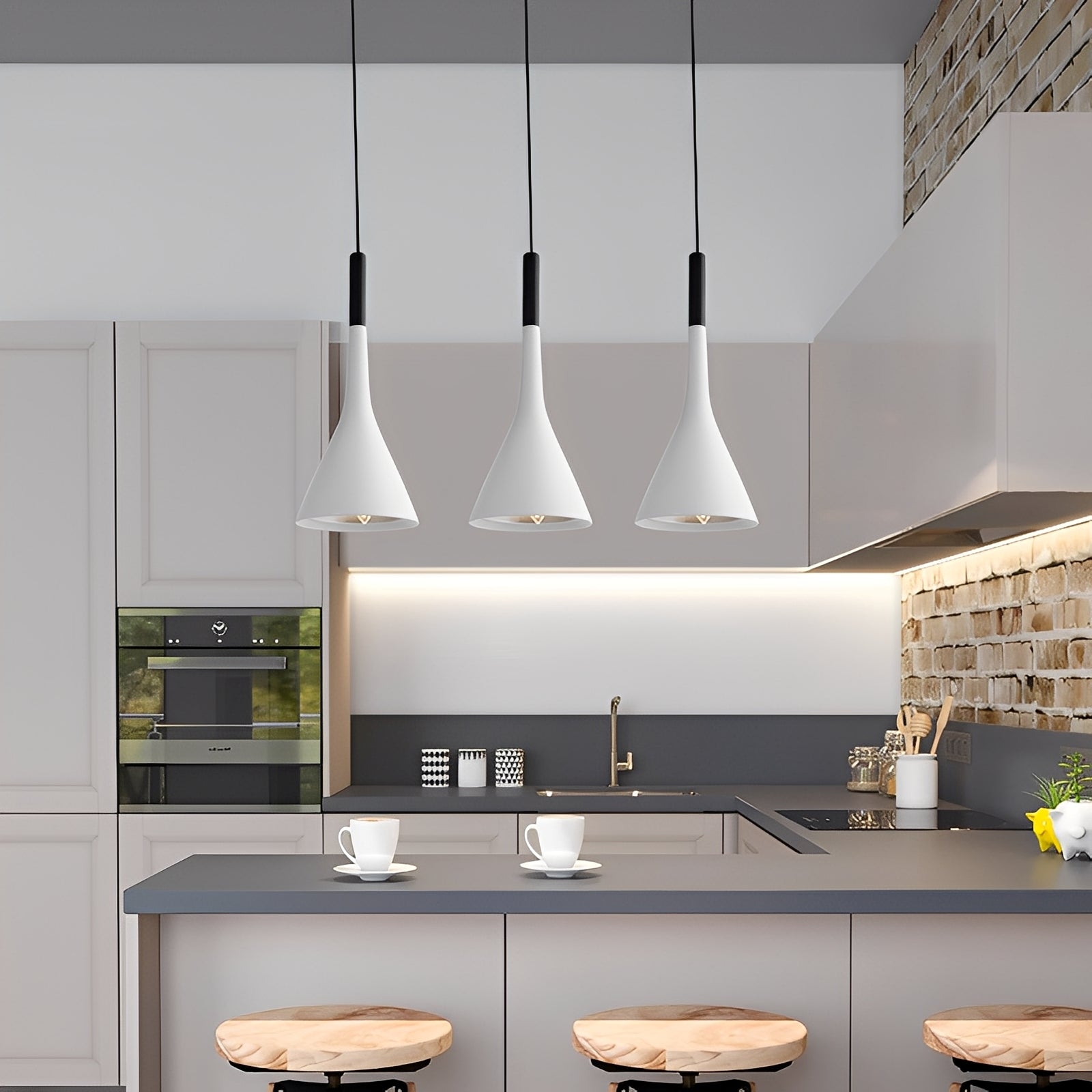 Arashi – Zeitgenössische Hängelampe aus Aluminium mit Horn-Design