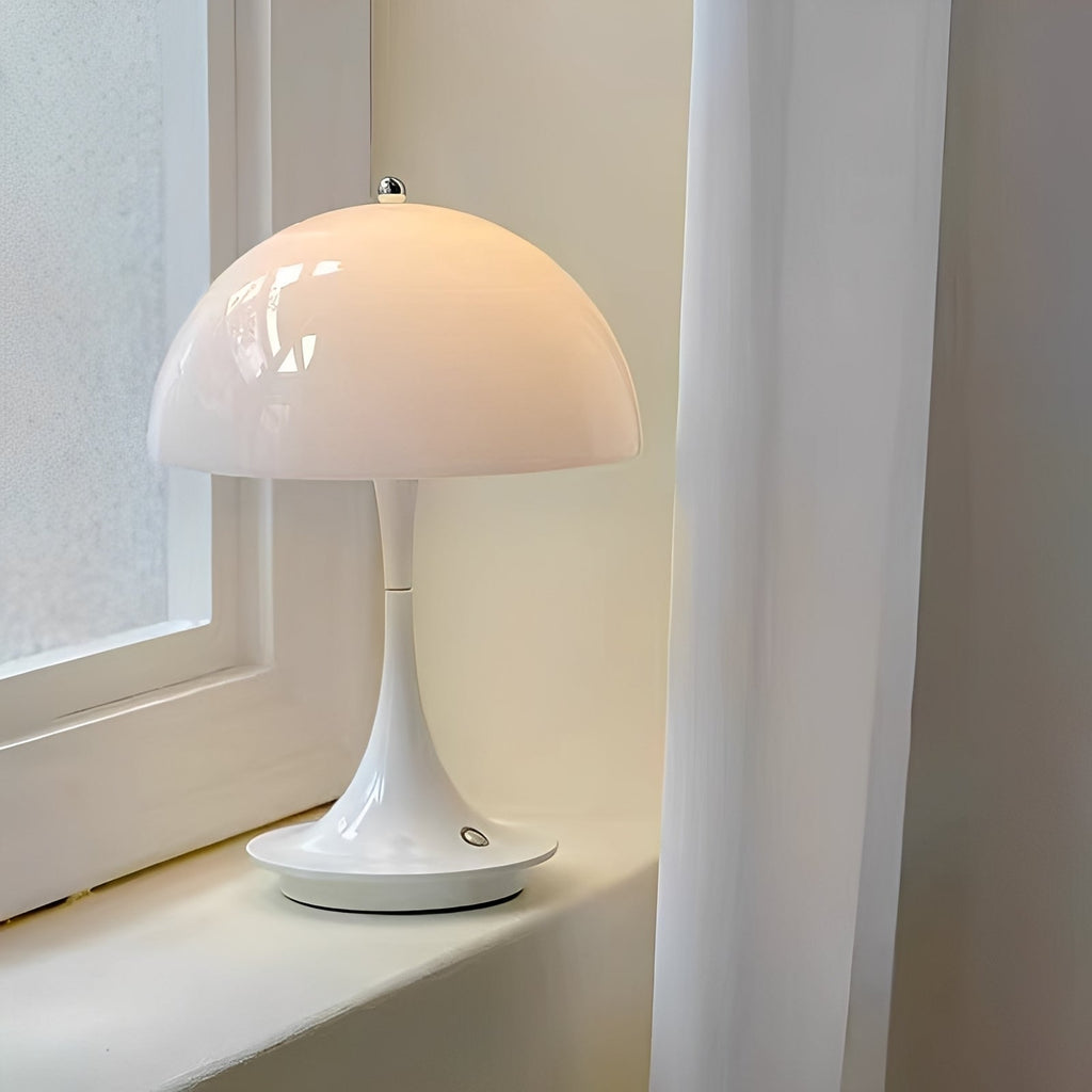 Luma – Originelle Pilz-Tischlampe mit USB-Ladung