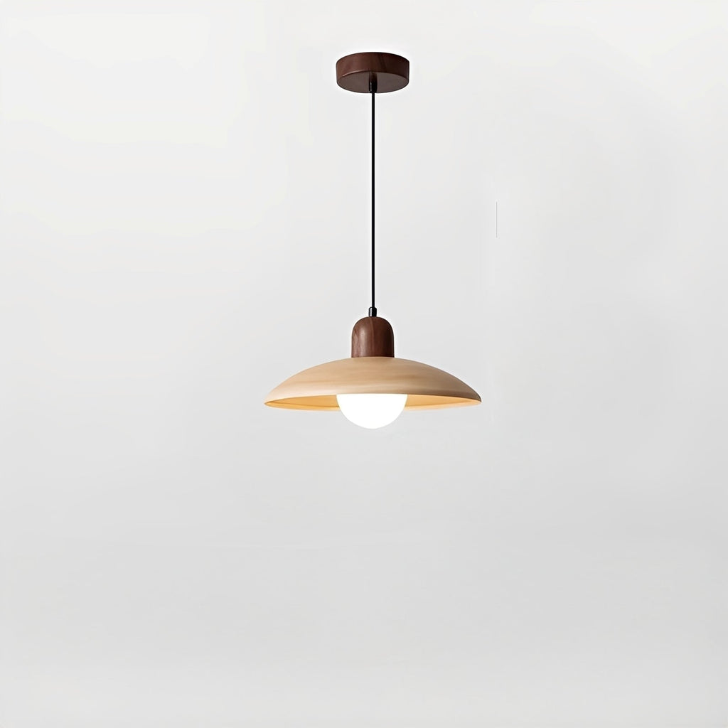 Ylva – Hängeleuchte im Walnussholz-Design