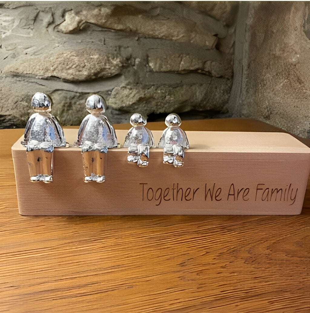 Herzbande – Handgemachte Familienfigur aus Kunstharz