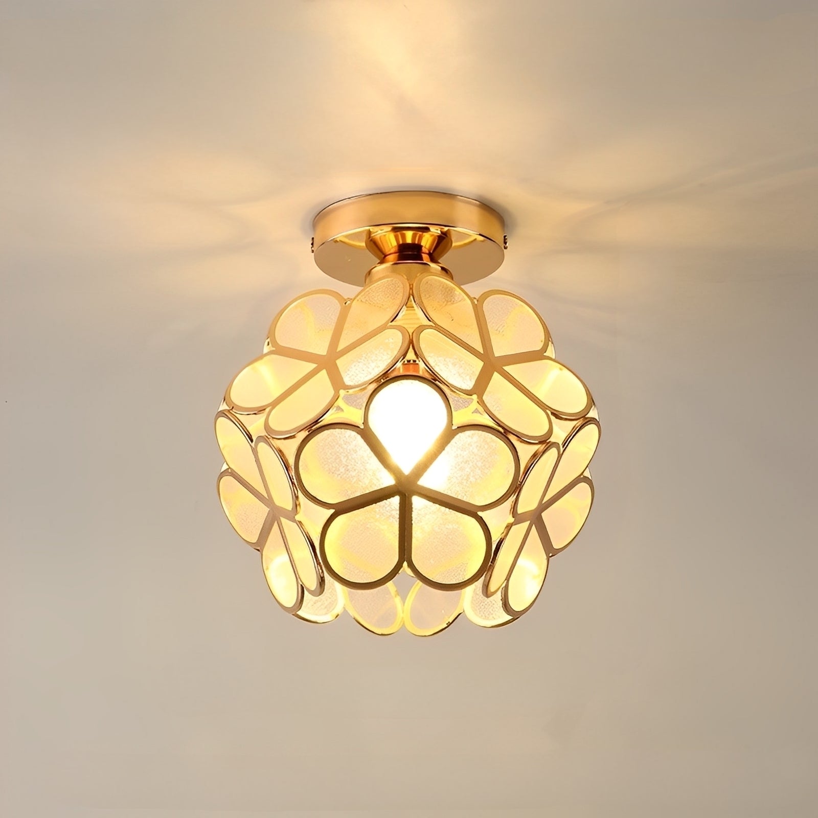 Floria – Deckenleuchte mit Buntglas im Retro-Design